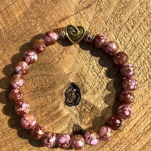 Chic Pink and Gold Heart Bracelet